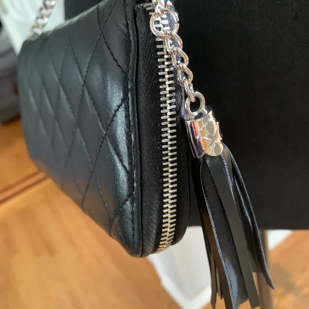Chanel Black Leather Zipper Wallet on Chain Authentic - Picture 6 of 8